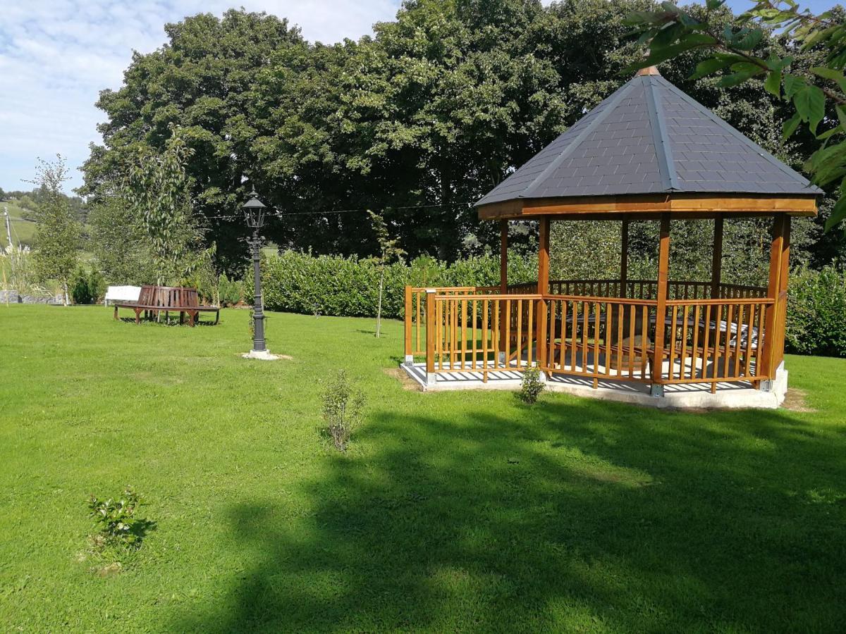 Tower View Lodge Ennis Exterior photo