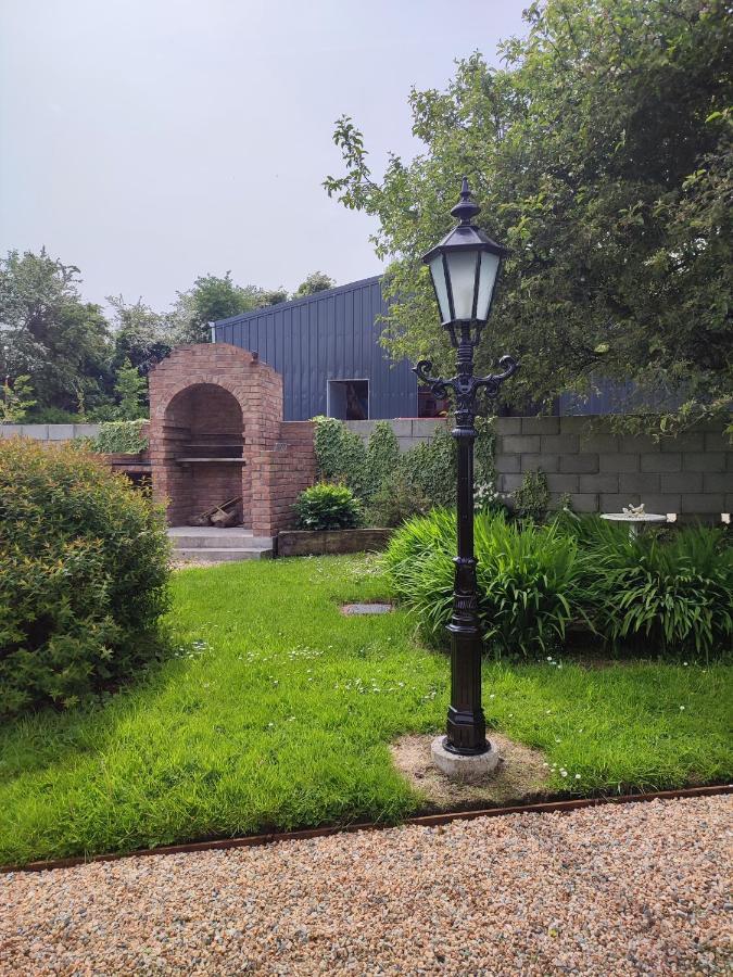Tower View Lodge Ennis Exterior photo