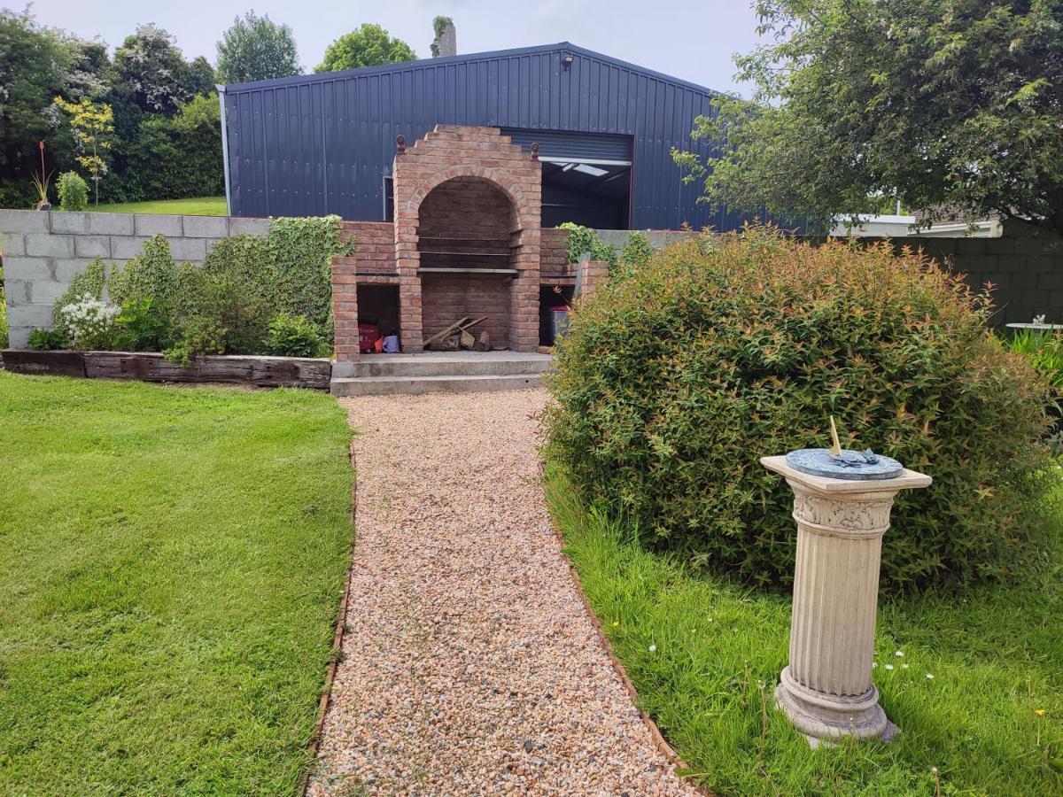 Tower View Lodge Ennis Exterior photo